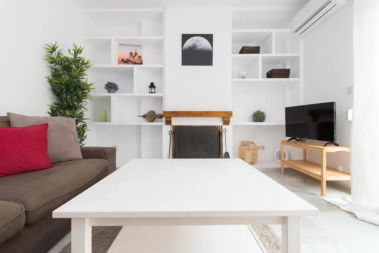 Apartmán C46 - House With Garden & Pool In Màlaga